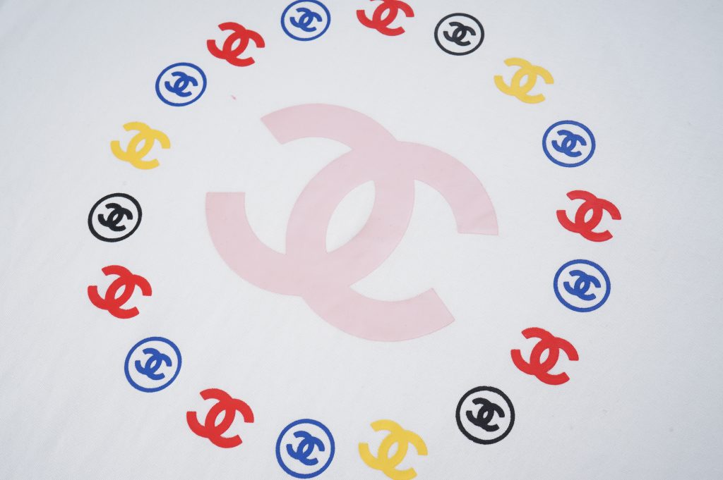 シャネル CHANEL ゆったり 刺繍 半袖Tシャツ 夏 プリントシャツ Tshirt レディース クルーネック Tシャツ - 画像 6
