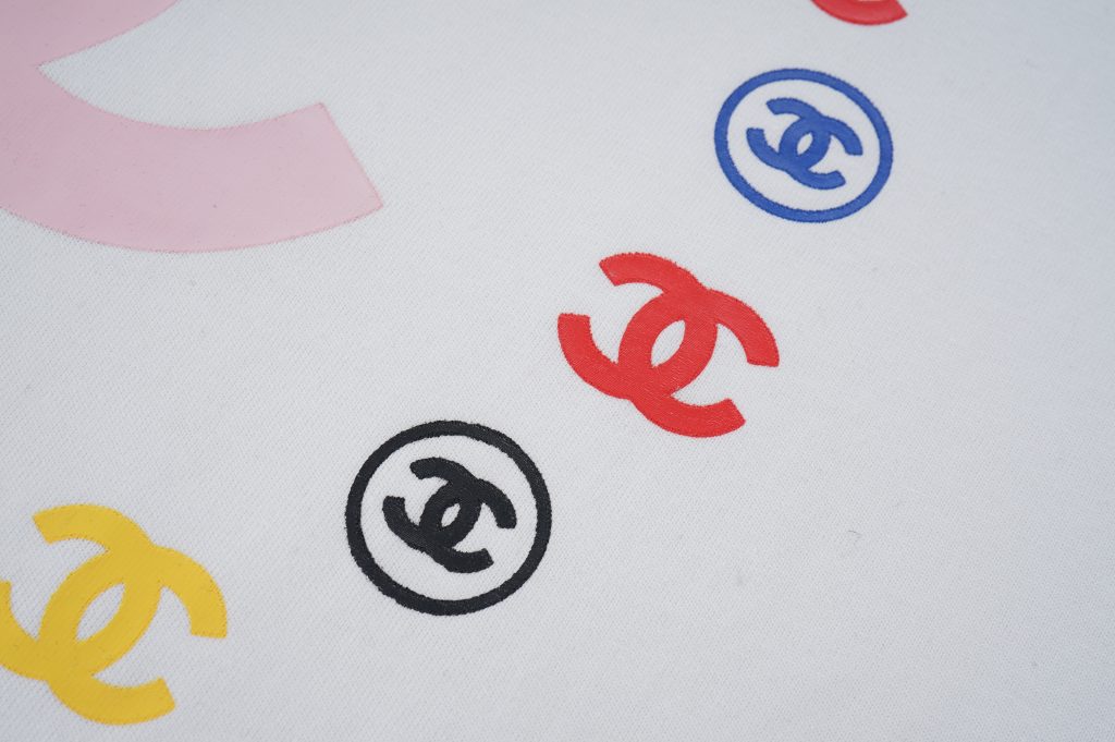 シャネル CHANEL ゆったり 刺繍 半袖Tシャツ 夏 プリントシャツ Tshirt レディース クルーネック Tシャツ - 画像 7
