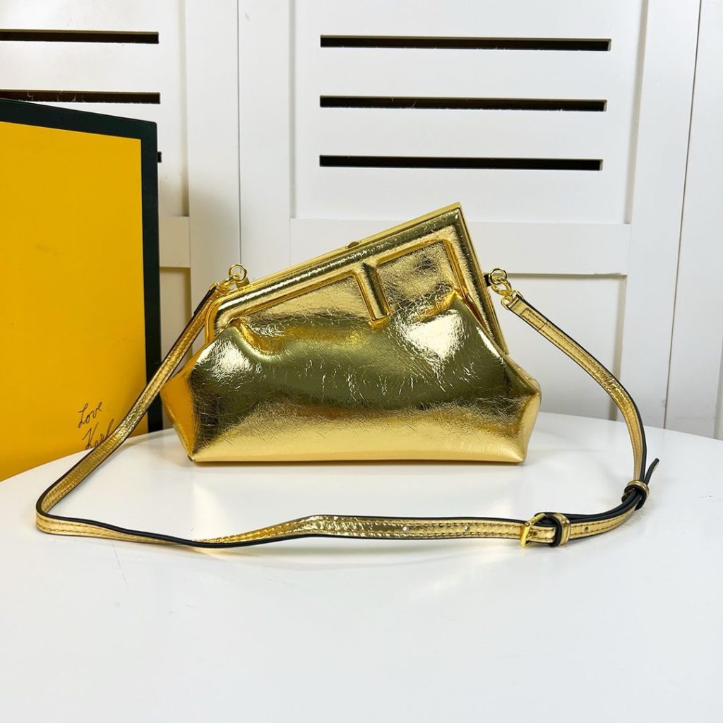 FENDI フェンディ ファースト スモール ミディアム FENDI First ショルダーバッグ 女性 大人 バッグ カバン 6色 - 画像 6