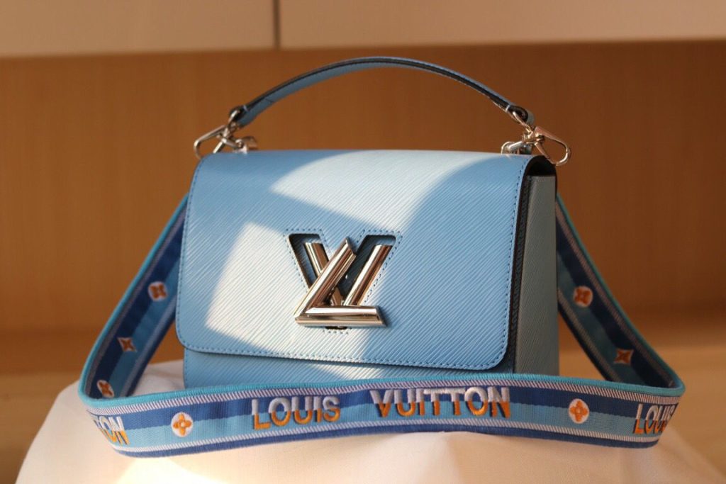 「大人気」ルイヴィトン　LOUIS VUITTON　ツイスト　MM　ハンドバッグ　TWIST　3色在庫　クルっと回すとLV - 画像 3