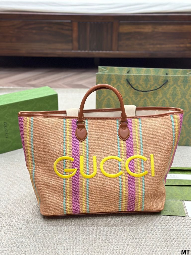 オンライン限定　Gucci　グッチ　刺繍入れ　エンブロイダリー ラージ　レディース　トートバッグ　メンズ　ラージトートバッグ 4色 - 画像 5