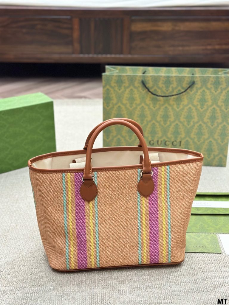オンライン限定　Gucci　グッチ　刺繍入れ　エンブロイダリー ラージ　レディース　トートバッグ　メンズ　ラージトートバッグ 4色 - 画像 8