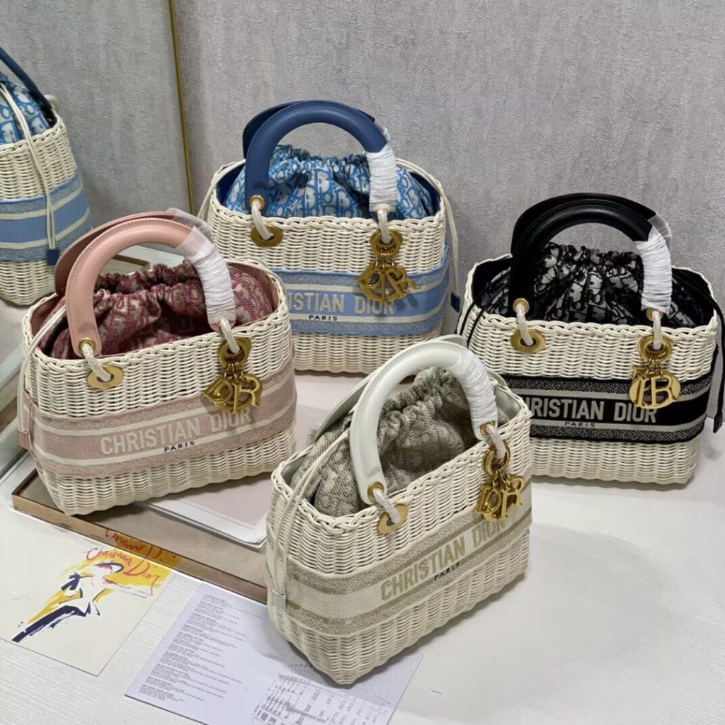 ディオール Dior 刺繍ロゴ LADY かごバッグ|買い物の日に荷物量と価格感を整理 - 商品画像 4