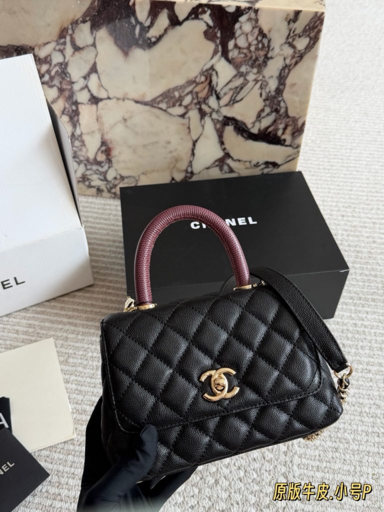 CHANEL ハンドル付きハンドバッグ 黒 2WAYチェーン レザー|買い物の日に素材感を予算内で見る - 商品画像 4