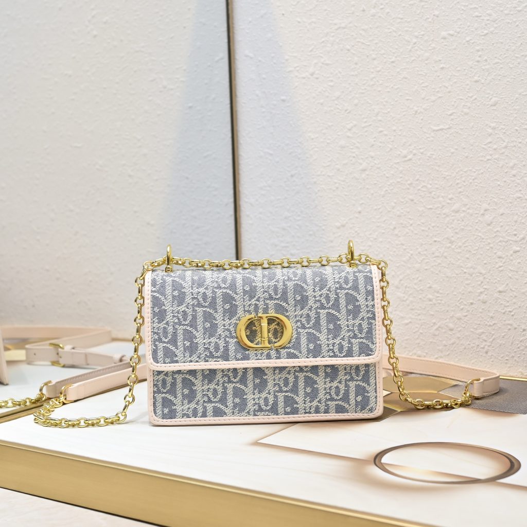 ディオール　Dior　MISS CARO ミニバッグ　オブリークバッグ　チェーン ショルダーバッグ　マイクロバッグ　レディース　2色 - 画像 3