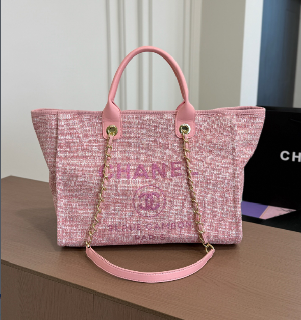 シャネル CHANEL ラージ ショッピング バッグ｜カフェに行く日に女性向けの印象と写真の印象を整理 - 商品画像 4