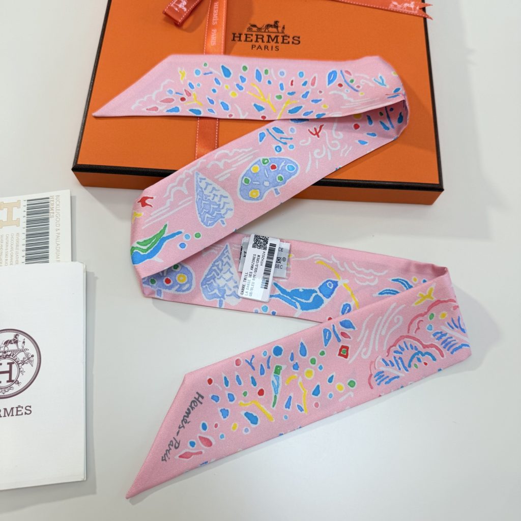 エルメス　Hermes　Twilly　ツイリー　エレガント　上品カラー　細長スカーフ　レディース　バッグスカーフ　3色 - 画像 3