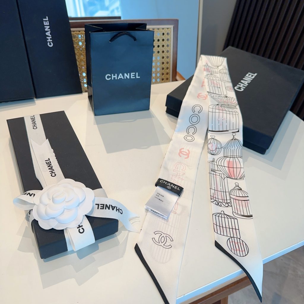 シャネル　CHANEL　合わせやすい　細長スカーフ　ツイリー　レディース　オシャレバッグ用スカーフ　ココマーク　多用途スカーフ　2色 - 画像 3