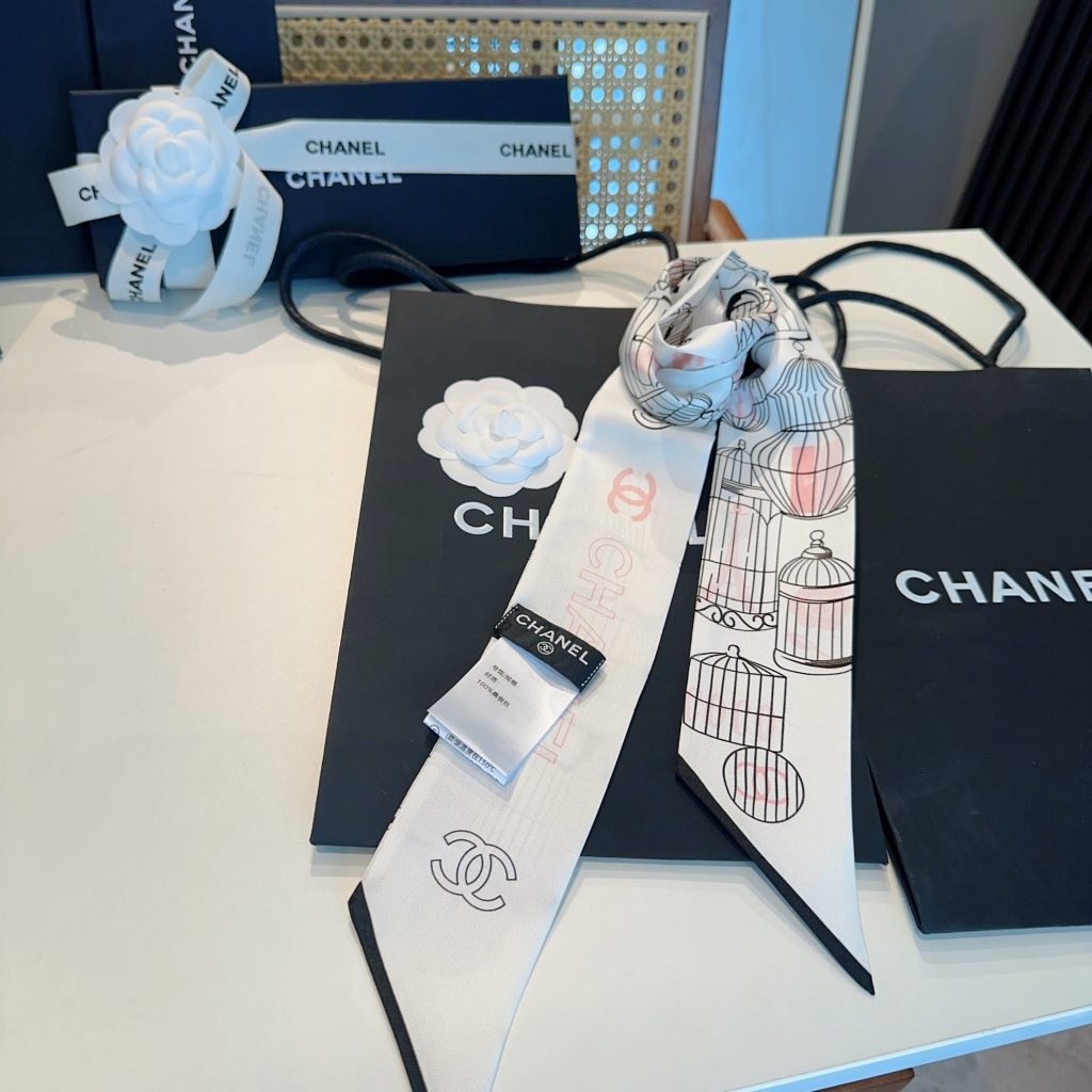 シャネル　CHANEL　合わせやすい　細長スカーフ　ツイリー　レディース　オシャレバッグ用スカーフ　ココマーク　多用途スカーフ　2色 - 画像 2
