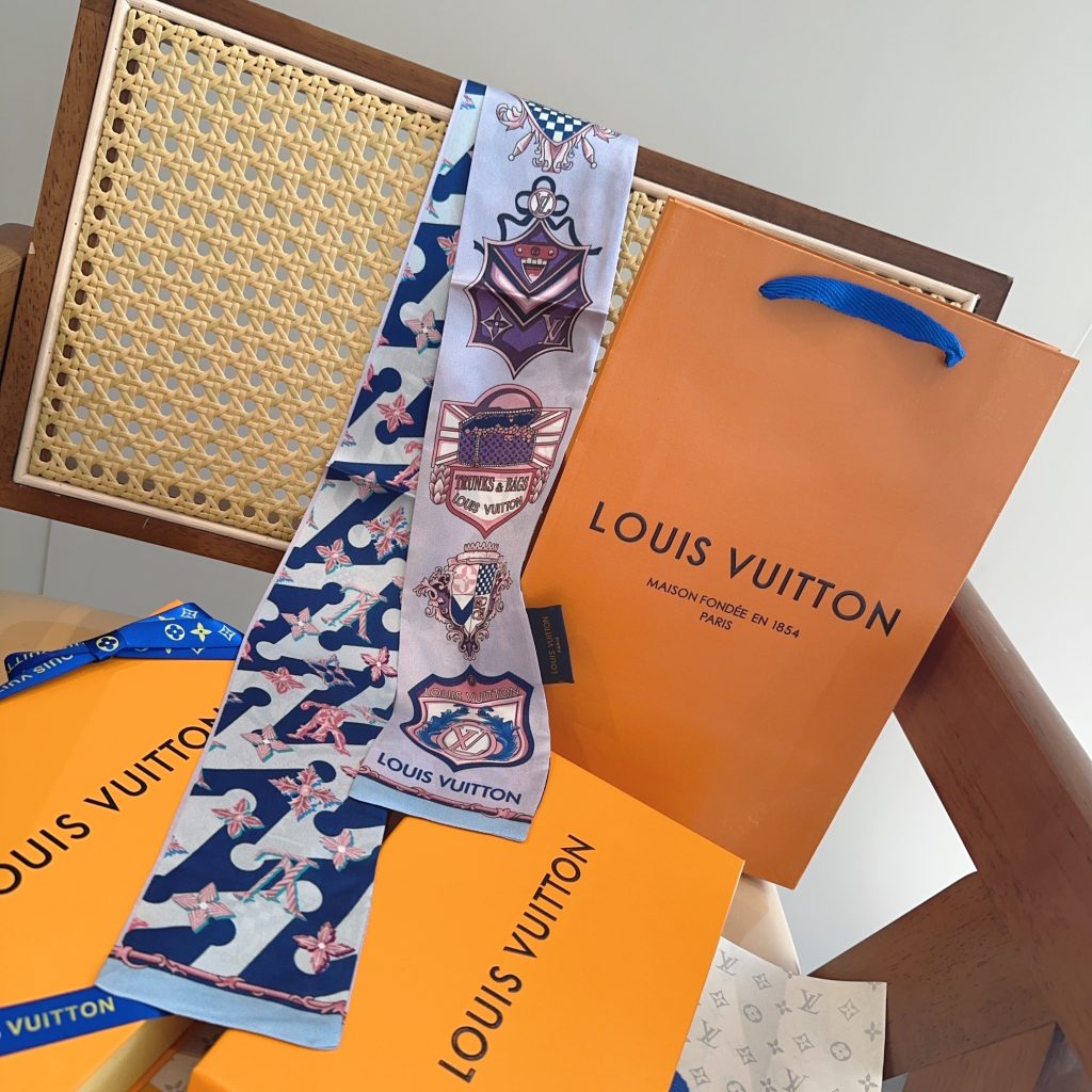 ヘアアレンジに♪　LOUIS VUITTON　ルイヴィトン　バンドー　ハンドル　モノグラム　 細長リボンスカーフ　ツイリースカーフ　ハンドル - 画像 5