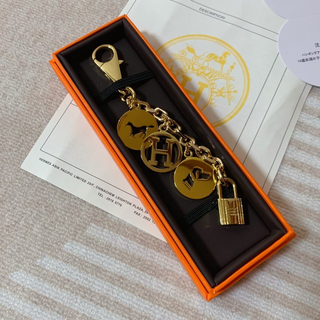 美品 HERMES エルメス アミュレット4 ブルロック カデナ付 バッグチャーム キーチェーン ブルロック ゴールド/シルバー - 画像 3