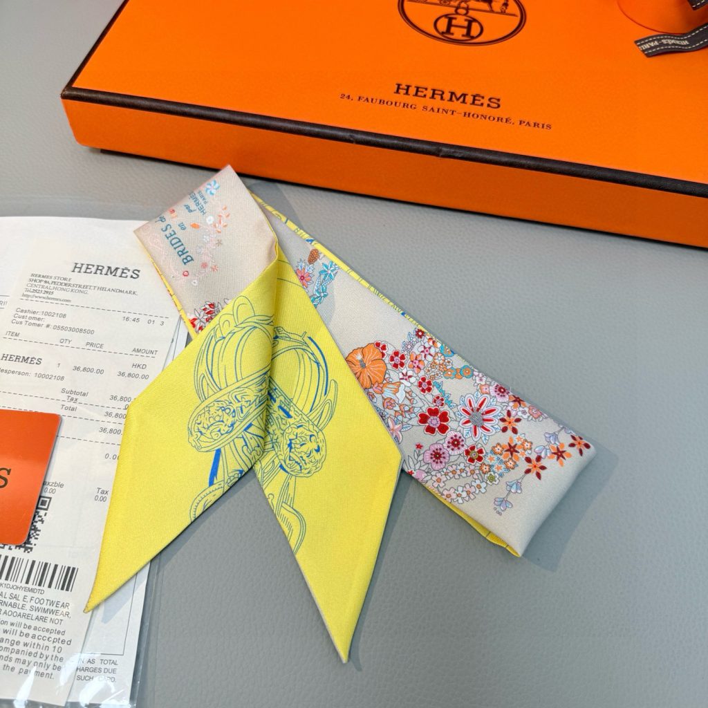 Hermes　TWILLY　エルメス　ツイリー　花柄　スカーフ　シルク　レディーススカーフ　BRIDES DE GALA EN FLEURS - 画像 6