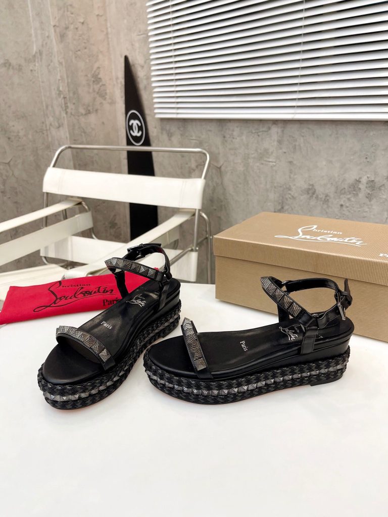 Christian Louboutin　PYRACLOU　クリスチャンルブタン　ウェッジサンダル　厚底サンダル　メタルスパイク　サンダル　ブラック - 画像 3