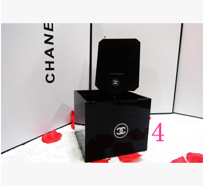 お買い得２つセット　手鏡と小物入れの組合せ　CHANEL/シャネル　化粧用品鏡/収納BOX - 画像 4
