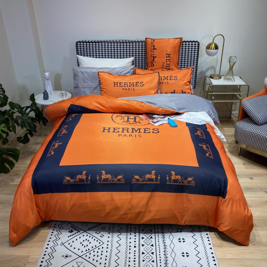 シルク生地　掛け布団カバーセット4点　ダブルサイズ/キングサイズ すべすべベッドカバー　エルメスHERMES　3色 - 画像 4