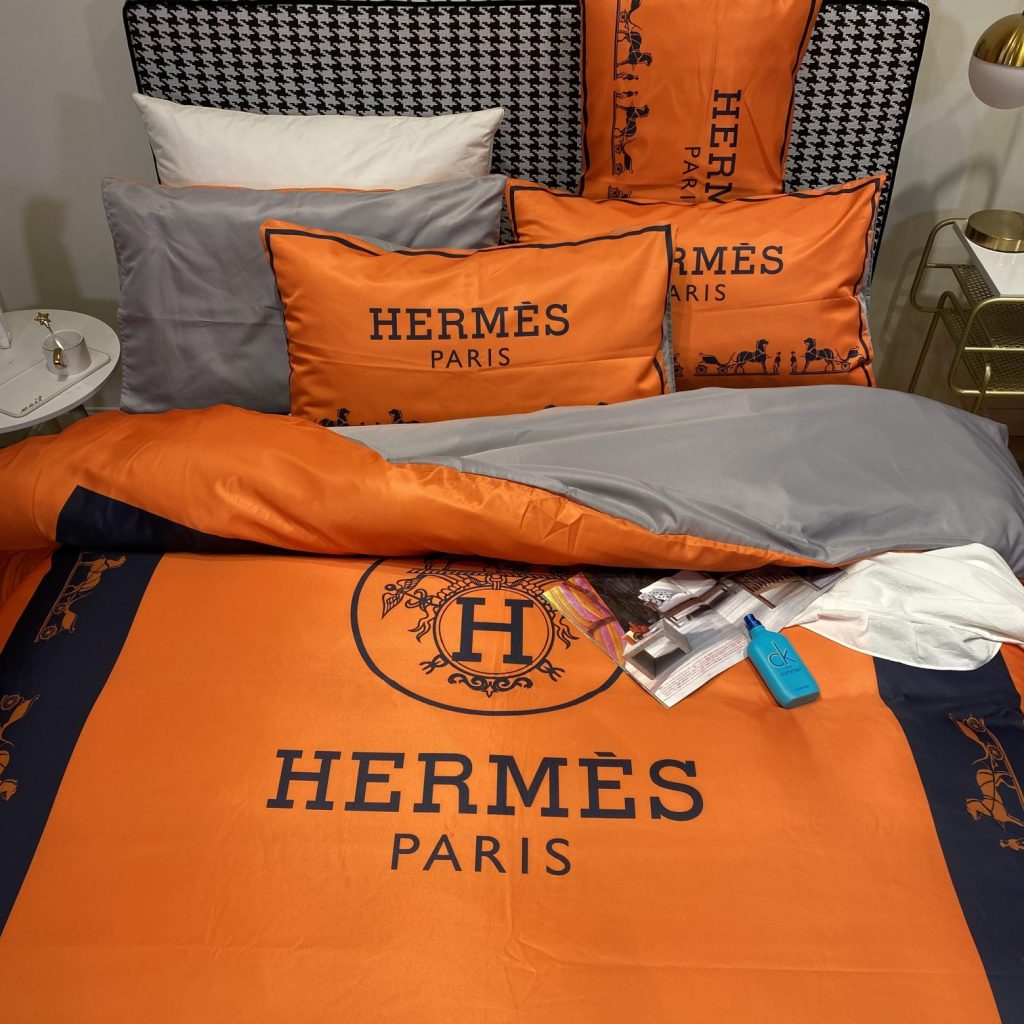 シルク生地　掛け布団カバーセット4点　ダブルサイズ/キングサイズ すべすべベッドカバー　エルメスHERMES　3色 - 画像 5
