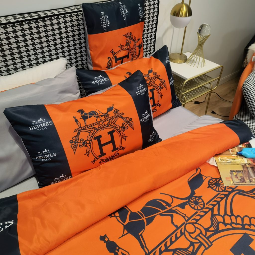 シルク生地　掛け布団カバーセット4点　ダブルサイズ/キングサイズ すべすべベッドカバー　エルメスHERMES　3色 - 画像 2