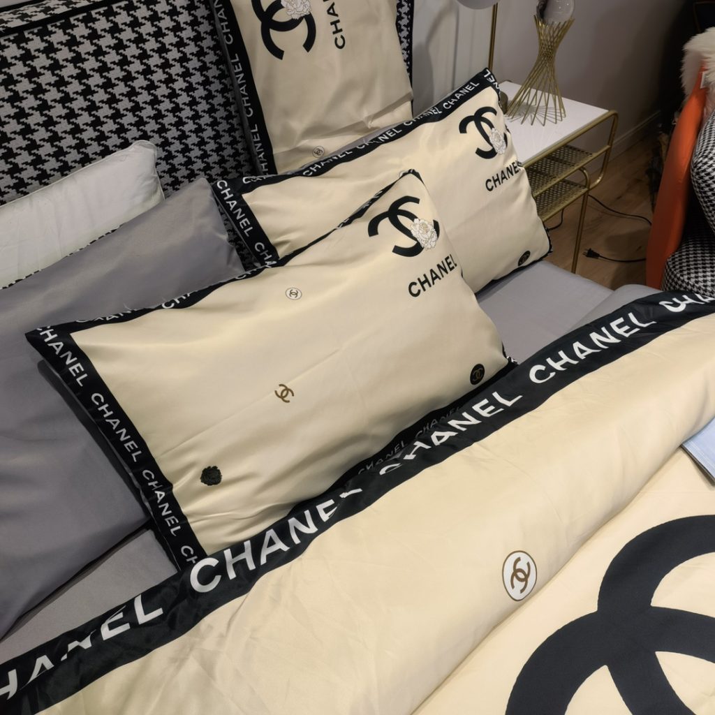 シルク生地　掛け布団カバーセット4点　ダブルサイズ/キングサイズ すべすべベッドカバー　シャネルCHANEL　カメリア　4色 - 画像 6