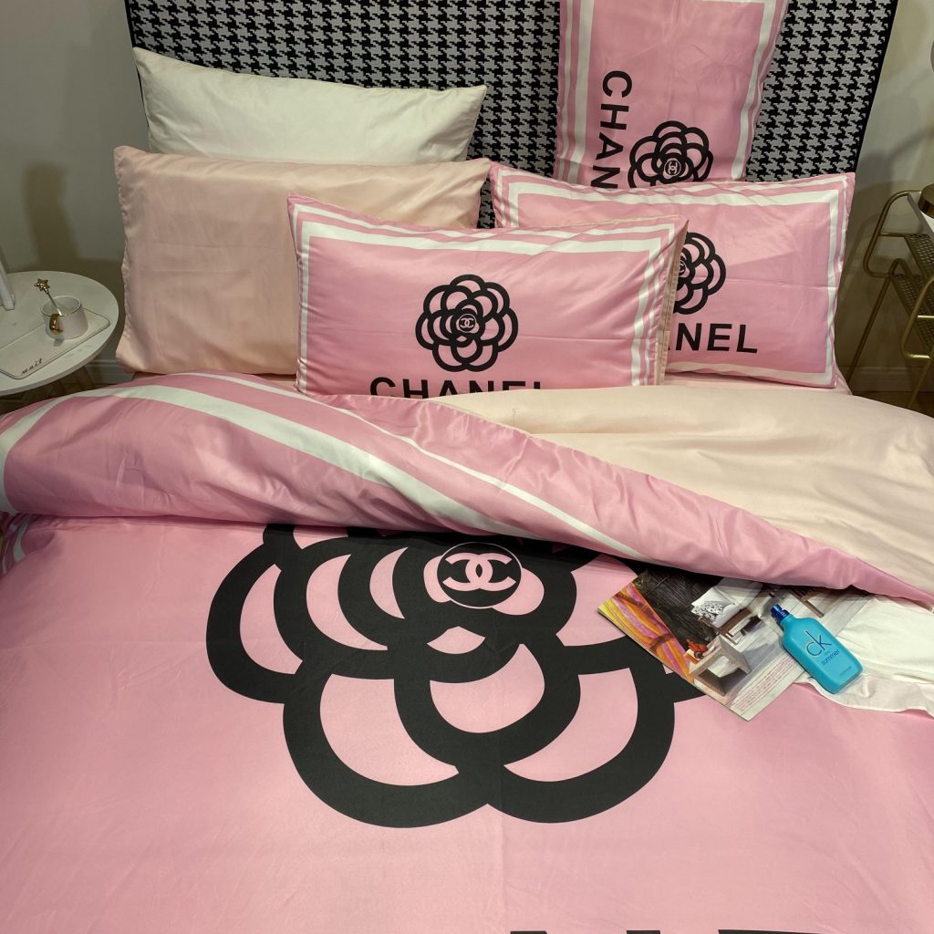 シルク生地　掛け布団カバーセット4点　ダブルサイズ/キングサイズ すべすべベッドカバー　シャネルCHANEL　カメリア　4色 - 画像 2