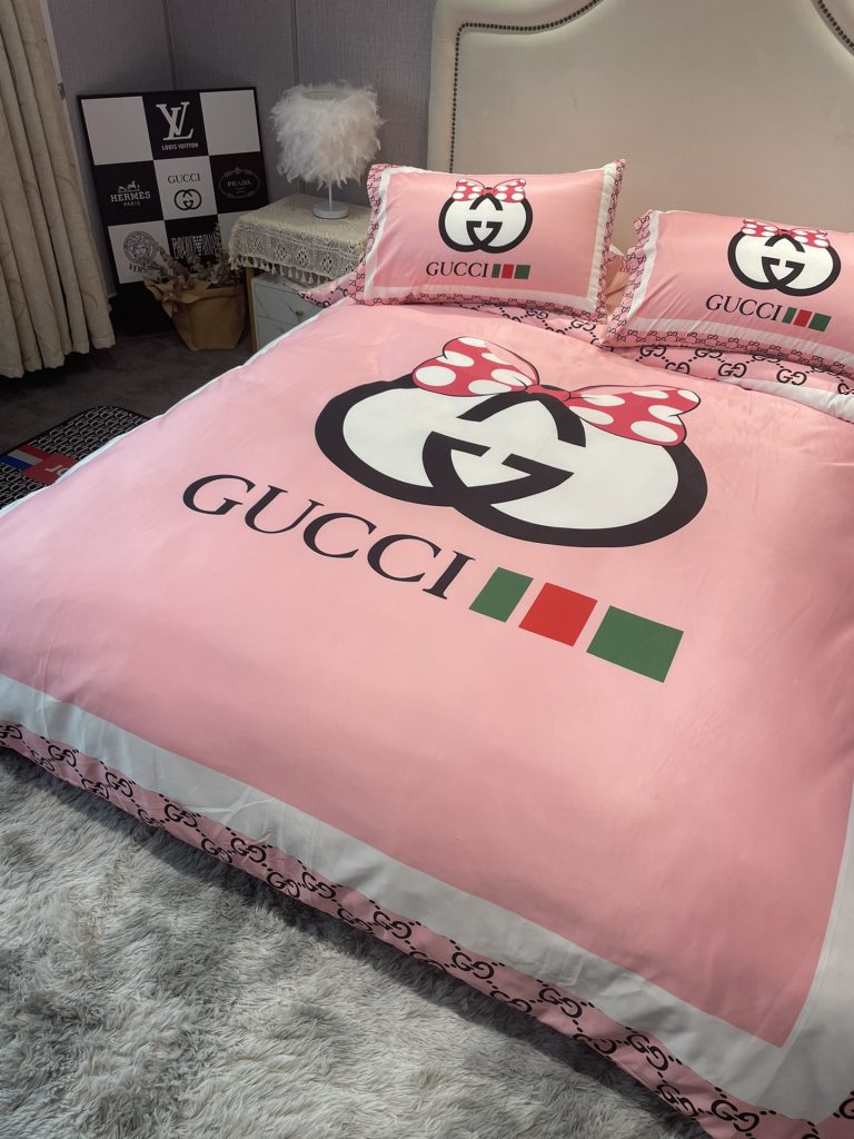 グッチ　掛け布団カバーセット　GUCCI布団カバー4点セット　妙趣の絵柄寝具ベッド用品夏3色 心地よい - 画像 5
