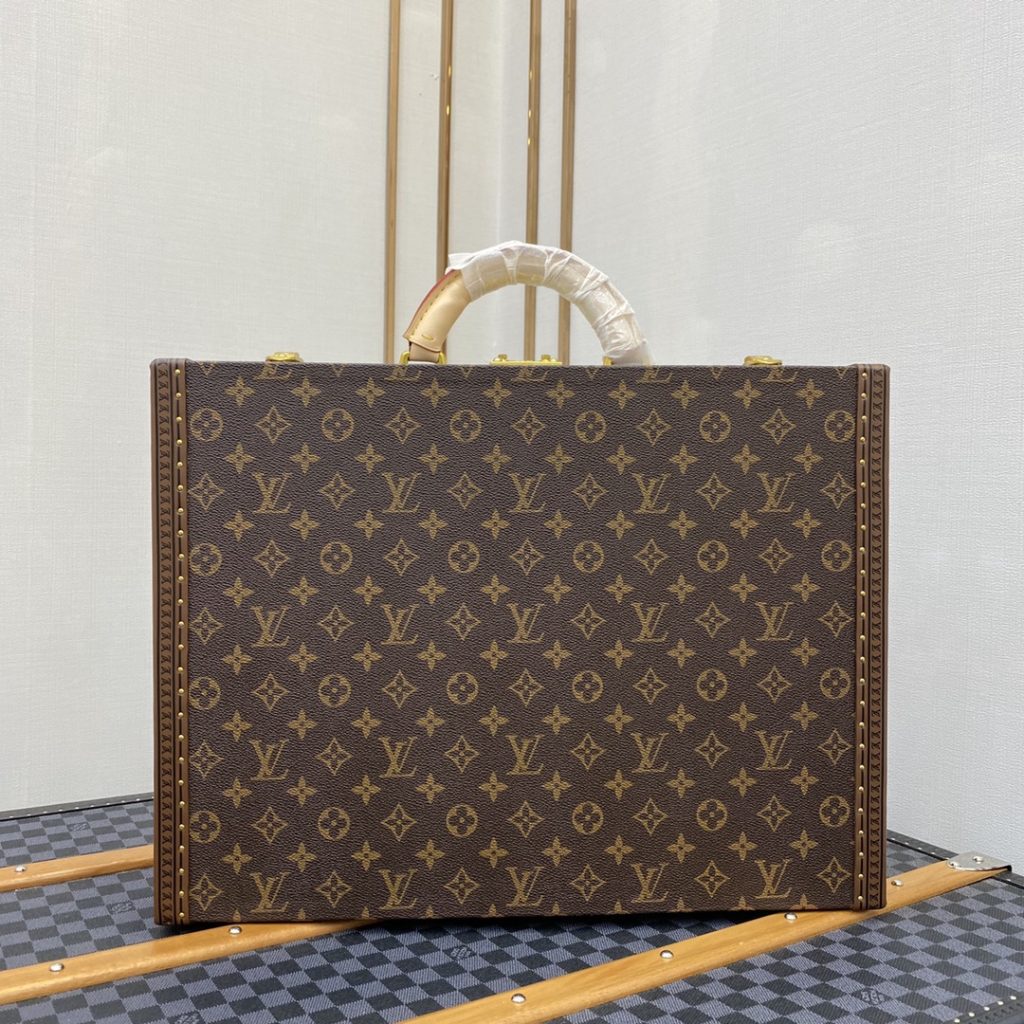 LOUIS VUITTON/ルイヴィトン　トランク　ハードケース　トランクケース　モノグラム/ゴールド - 画像 2