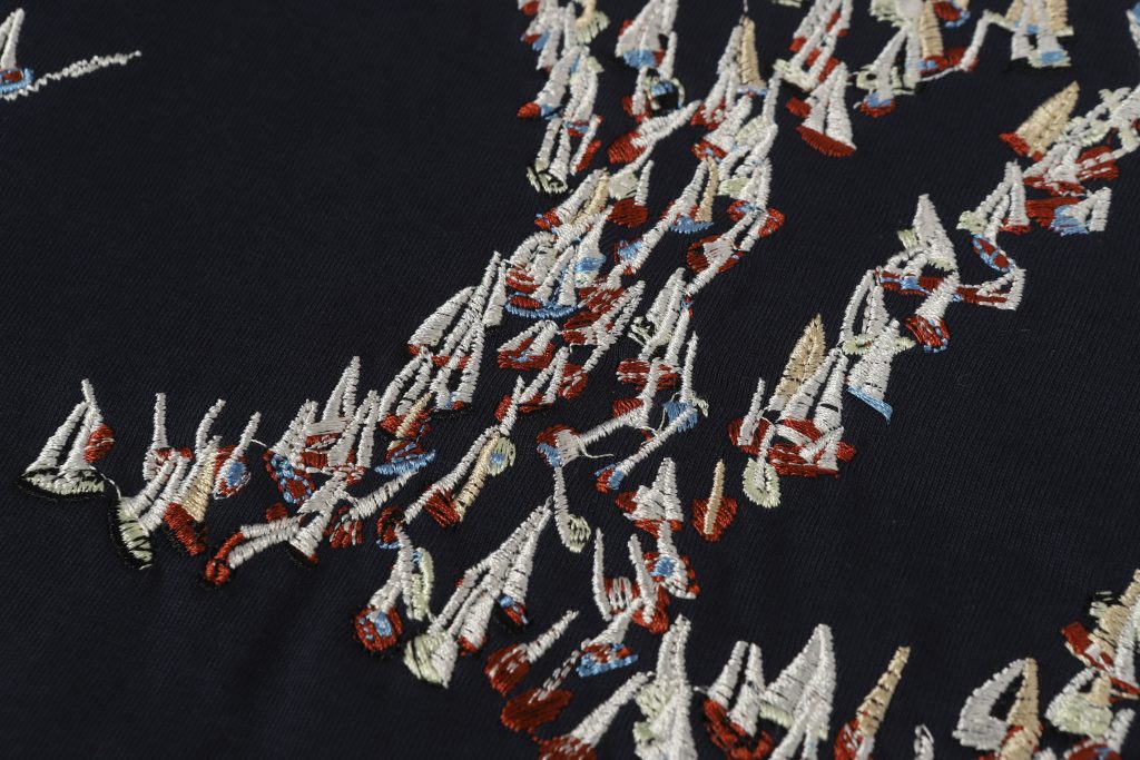 Louis Vuitton　ルイ·ヴィトン　T-Shirt　シャツ　半袖Tシャツ　メンズTシャツ　クルーネック　刺繍　ブラック - 画像 5