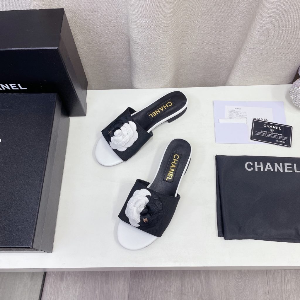 CHANEL　ミュール　シャネルサンダル/スリッパ　ルームシューズ　レディースローヒール　カメリア選べる4色 - 画像 7