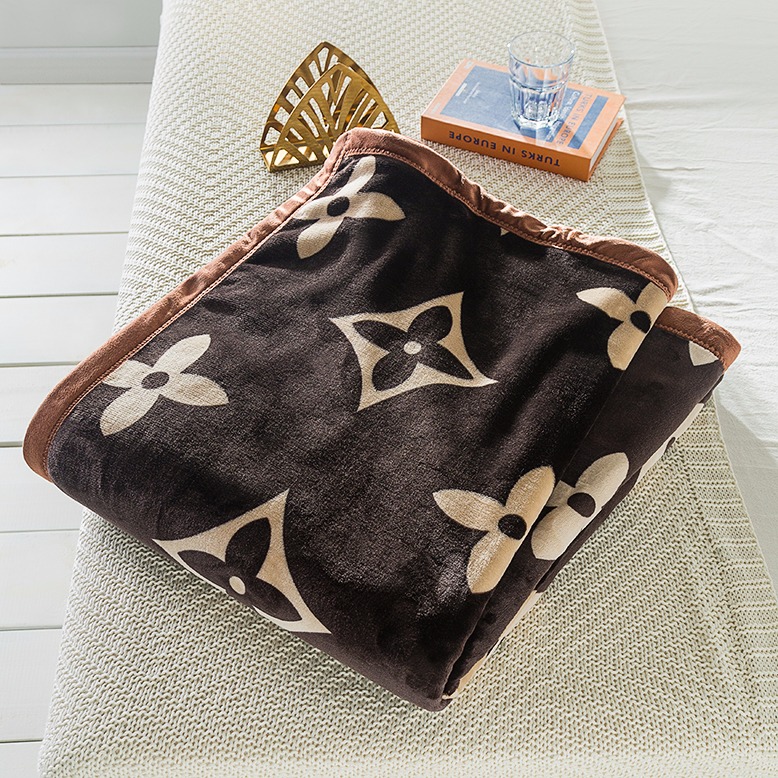 ルイヴィトン Louis Vuitton　ふわふわ掛け毛布　リバーシブル ブランケット　暖かい　モノグラム　マイクロファイバー　2色 - 画像 6
