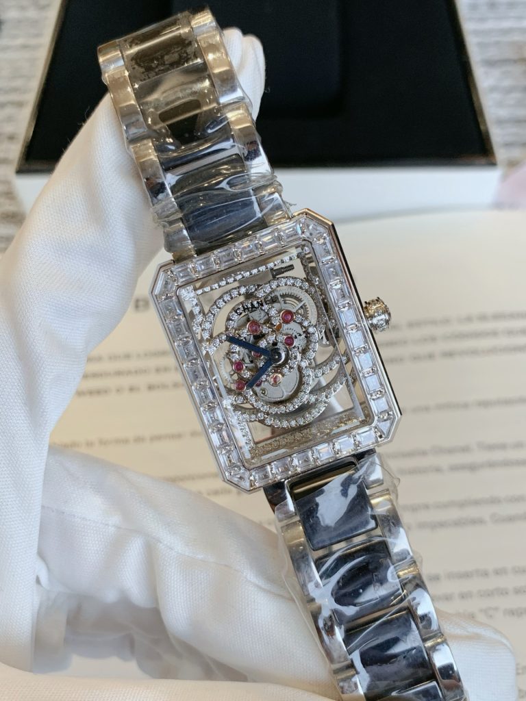 Chanel シャネル【新作登場】560 ハイスペックモデル✨ 高性能×スタイリッシュ🎯 6点画像で詳細確認📸 最新テクノロジー搭載💫 今すぐチェック🔥 - 画像 3