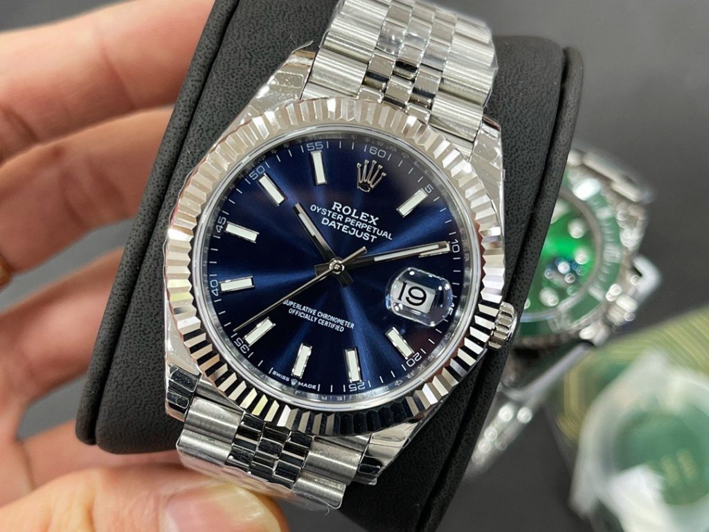 Rolex ロレックス【最高峰レプリカ】ロレックス デイトジャスト 41mm Cal.3235搭載 🔥 904L鋼 ✨ 72時間パワーリserve 💎 交換可能パーツ 🌟 永久夜光 - 画像 3