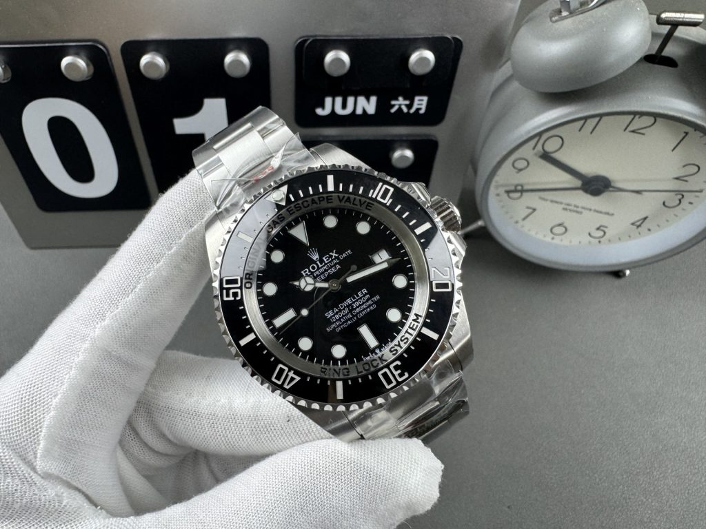 Rolex ロレックス【実物写真】ロレックス シードゥエラー 44mm 3235ムーブメント ブラック🖤✨ 正規品同様🔝 メンズ腕時計⌚ - 画像 2
