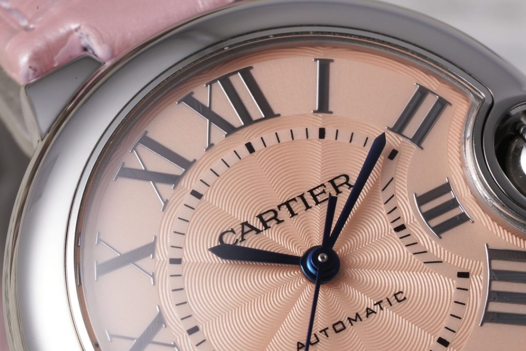 Cartier カルティエ✨カルティエ 時計 レディース ✨ ローズゴールド 高級腕時計 人気モデル💎 ギフトボックス付き🎁 メンズも対応🕰️ - 画像 4