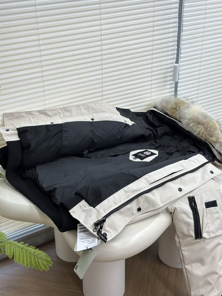 CANADA GOOSE（カナダグース）【】カナダグース ダウンベスト メンズ レディース 防寒 軽量 高品質✨🛒🔥🦢 - 画像 5