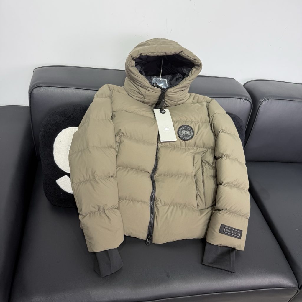 CANADA GOOSE（カナダグース）🛍️✨カナダグース ダウンコート レディース 秋冬 防寒 ロングパーカー 大人気🎯💯 - 画像 4