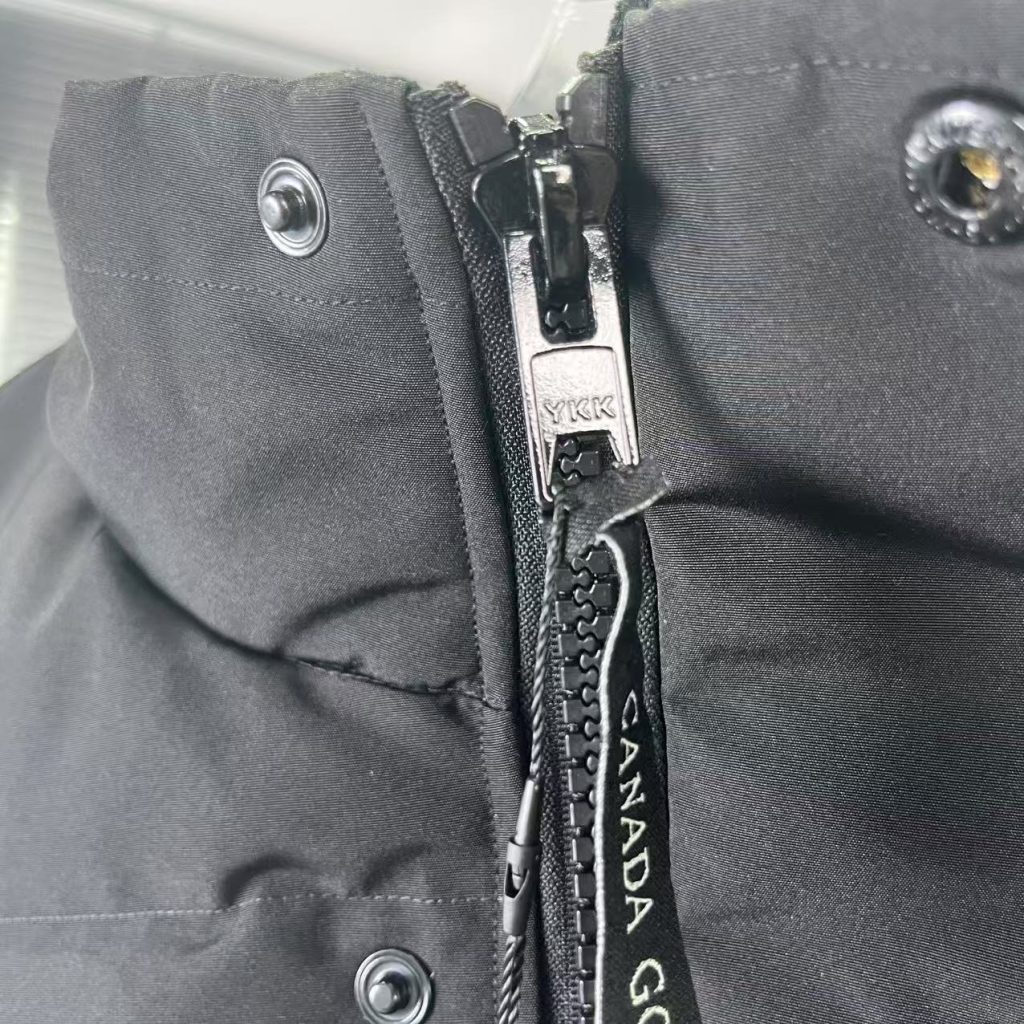 CANADA GOOSE（カナダグース）🛍️✨【】カナダグース ダウンジャケット レディース ロングコート 防寒 アウトドア 🧥🦢 - 画像 3