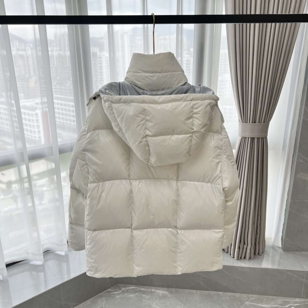 Moncler モンクレール【2024年新作】モンクレール ダウンジャケット レディース✨ 秋冬必須🎀 高級素材使用🛍️ 暖かさ抜群のロングコート💕 - 画像 3