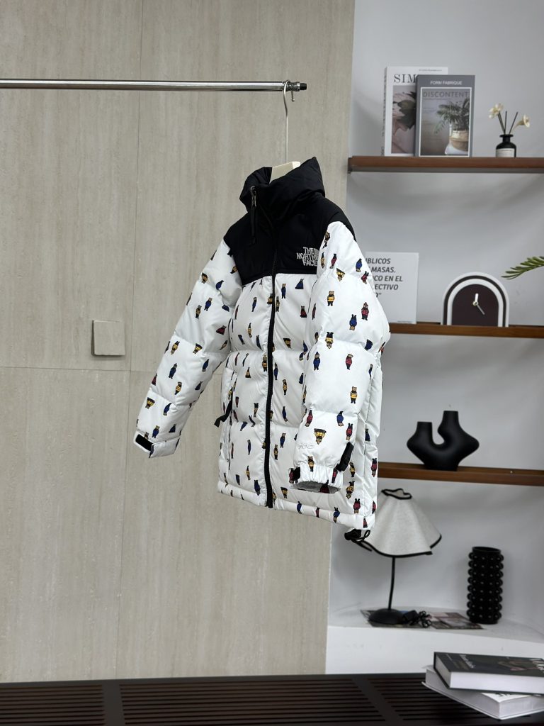 🛍️✨【高品質】ノースフェイス ダウンジャケット ロングコート レディース 秋冬 防寒 アウトドア 🧥❄️ - 画像 2