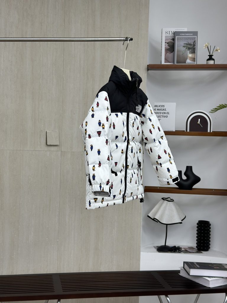 🛍️✨【高品質】ノースフェイス ダウンジャケット ロングコート レディース 秋冬 防寒 アウトドア 🧥❄️ - 画像 3