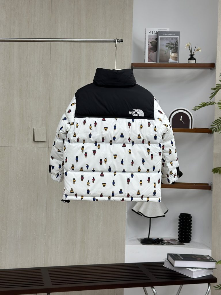 🛍️✨【高品質】ノースフェイス ダウンジャケット ロングコート レディース 秋冬 防寒 アウトドア 🧥❄️ - 画像 4