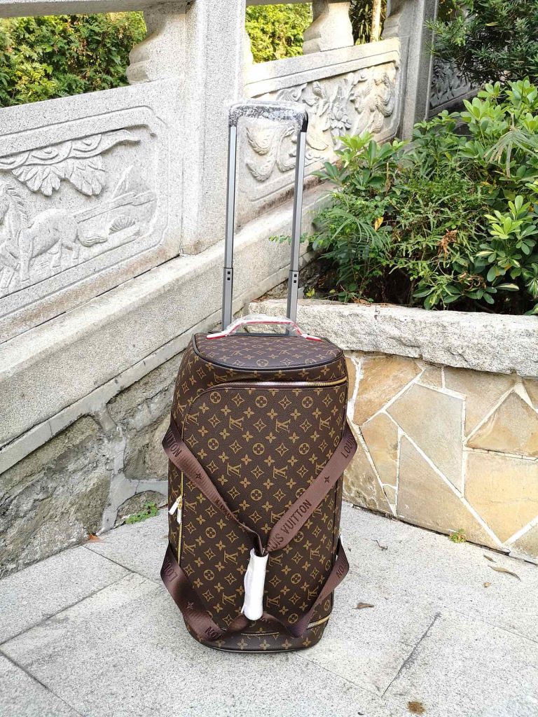 【ルイヴィトン】20サイズ トランク型収納ボックス 上質レザー仕様 高級感のある実用品 限定入荷 - 画像 3