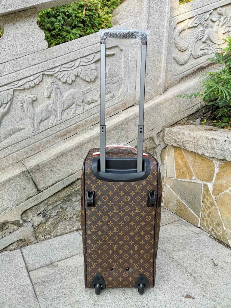 【ルイヴィトン】20サイズ トランク型収納ボックス 上質レザー仕様 高級感のある実用品 限定入荷 - 画像 5