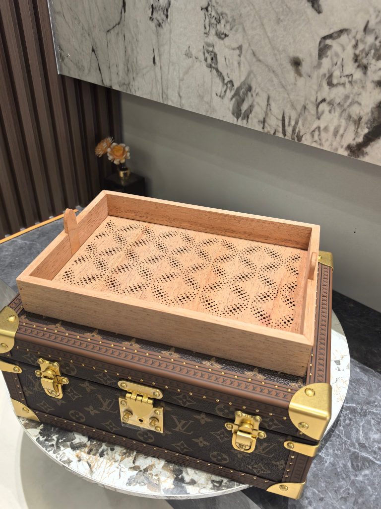 【M4700XJH】高級木製ハミダシ収納ボックス 33×25×15cm 落ち着いた色合い 上質な実木素材 大人の男性に贈る逸品 - 画像 6