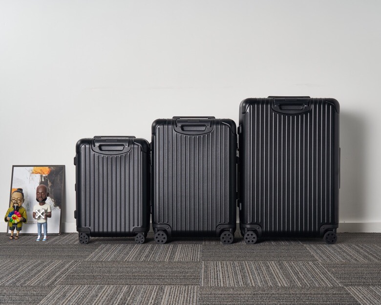 【リモワ】トランク キャリーケース 超軽量PC 最新デザイン 12色展開 高級感のある旅行用品 - 画像 2