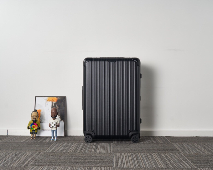 【リモワ】トランク キャリーケース 超軽量PC 最新デザイン 12色展開 高級感のある旅行用品 - 画像 5