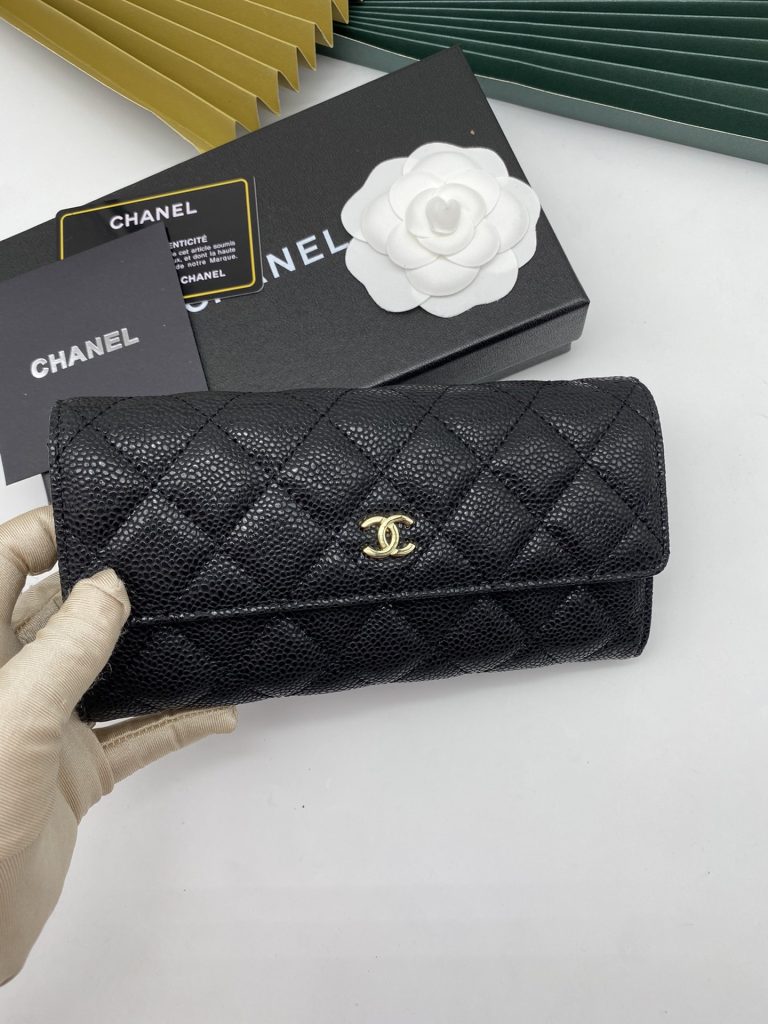 【シャネル】キャビアスキン 長財布 ココマーク金具 上品なブラックのレディースウォレット - 画像 5