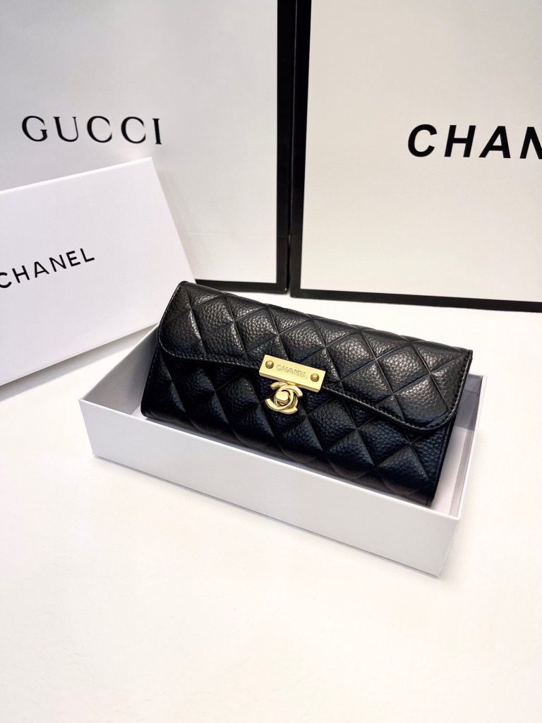 【シャネル】キャビアスキン ラウンドファスナー長財布 ココマーク金具 上品なブラックのレディースウォレット - 画像 3