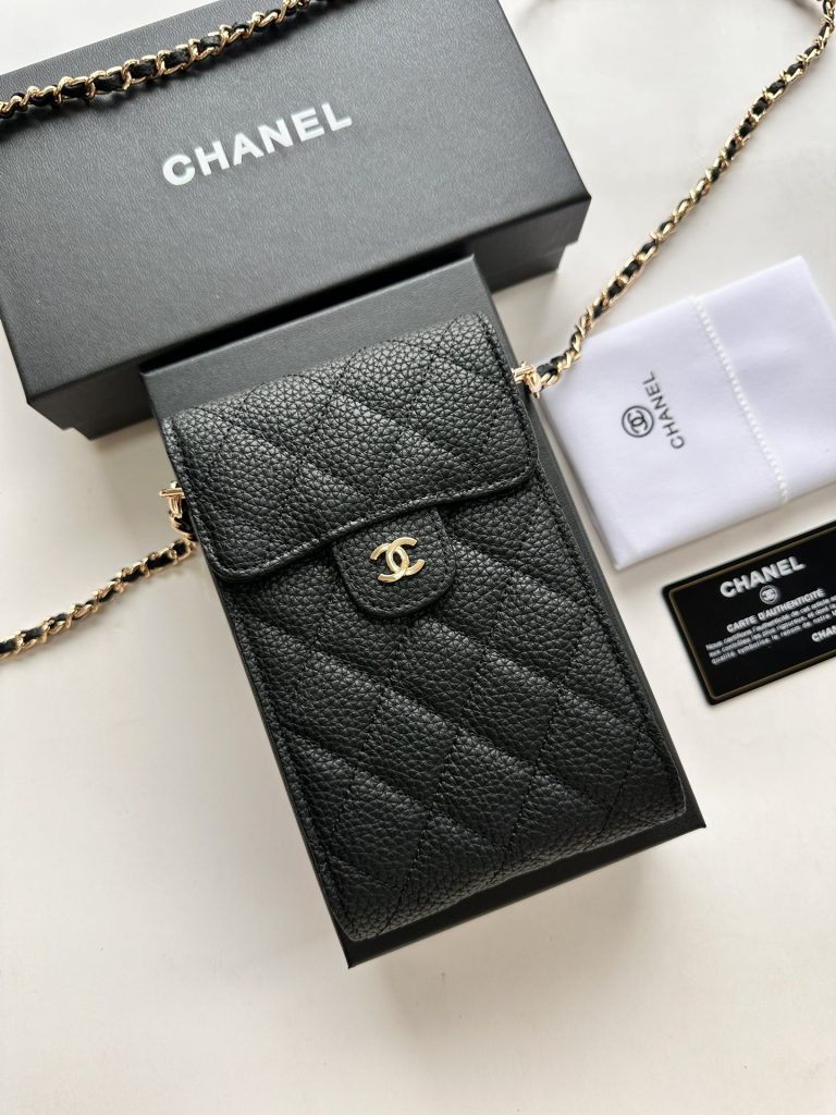 【シャネル】キャビアスキン 長財布 ココマーク金具 上品なブラックのレディースウォレット - 画像 2
