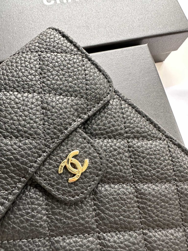 【シャネル】キャビアスキン 長財布 ココマーク金具 上品なブラックのレディースウォレット - 画像 6