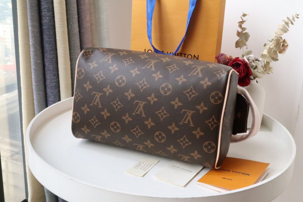 ルイヴィトン LOUIS VUITTON 定番ポーチ トゥルース トワレット キングサイズ モノグラム　レディース - 画像 4