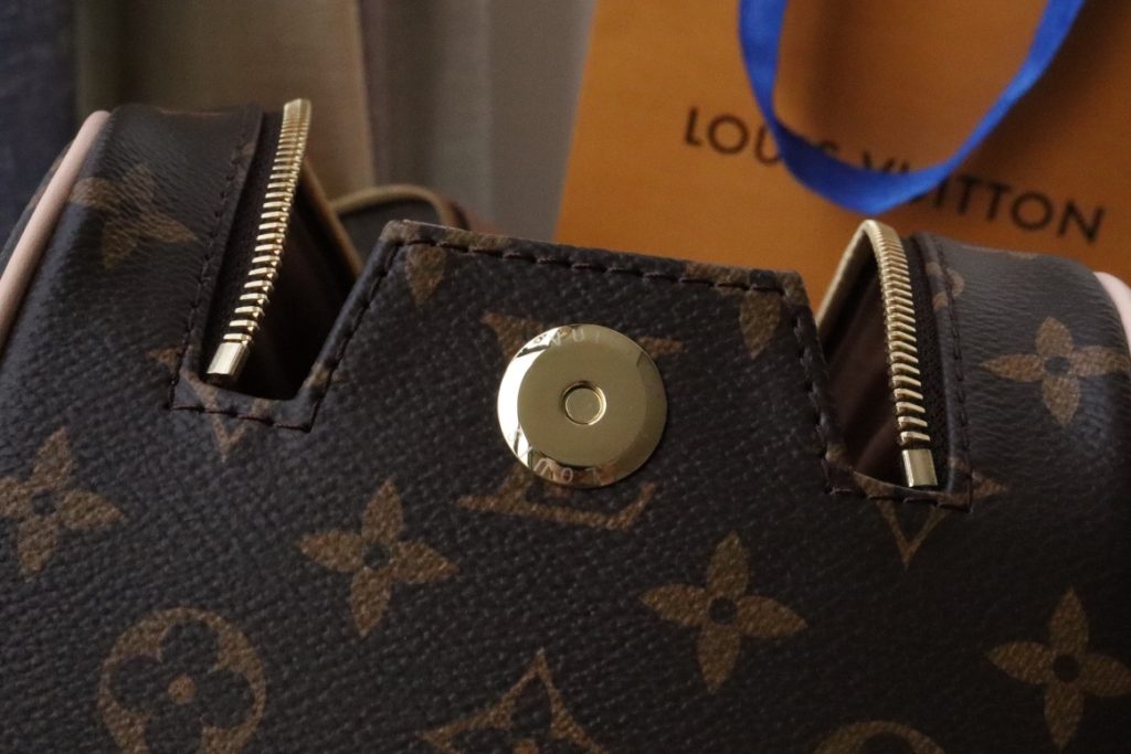 ルイヴィトン LOUIS VUITTON 定番ポーチ トゥルース トワレット キングサイズ モノグラム　レディース - 画像 8
